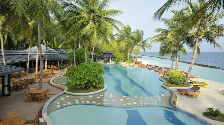 Royal Island Resort & Spa