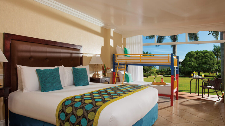 Sun Club Family Garden View