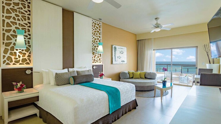 Oceanfront Honeymoon Suites – Minimum 4 Nights Sta