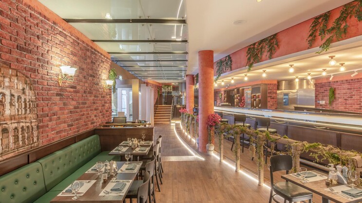 Golden Sands Hotel Creek