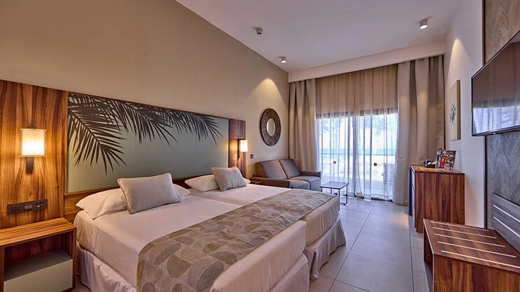 Double Room Lateral Sea View