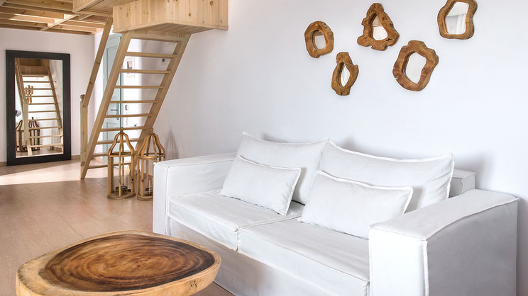 Astro Palace Hotel & Suites