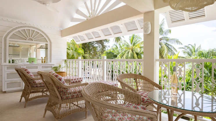 Mile and a Quarter Suite