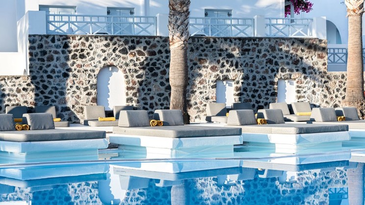 Santorini Kastelli Resort