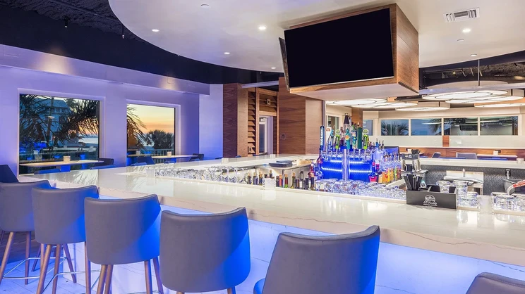 DiamondHead Beach Resort