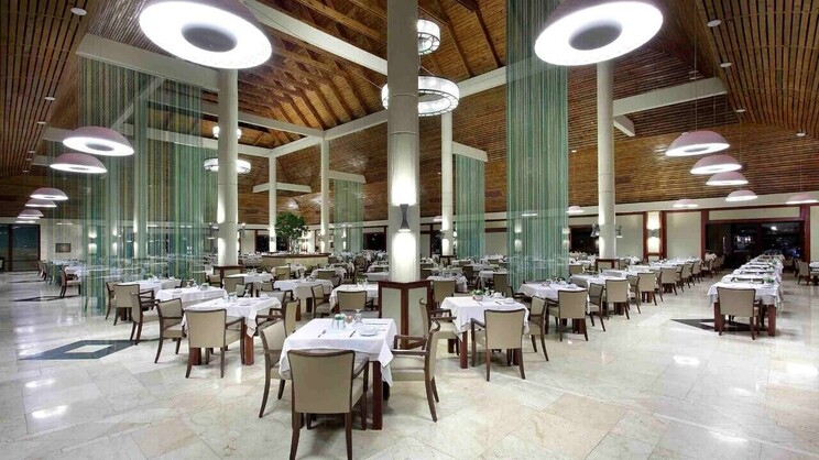 Grand Palladium Palace Resort Spa & Casino