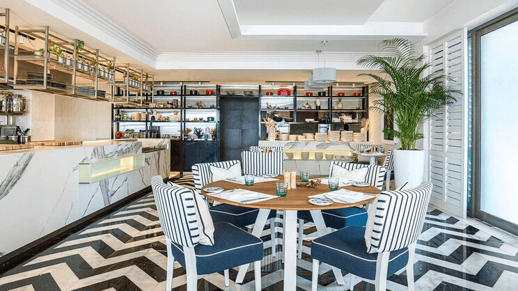 Th8 Palm Dubai Beach Resort, Vignette Collection