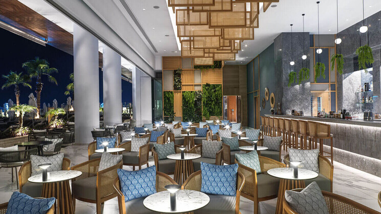 Amanti Madefortwo Hotels