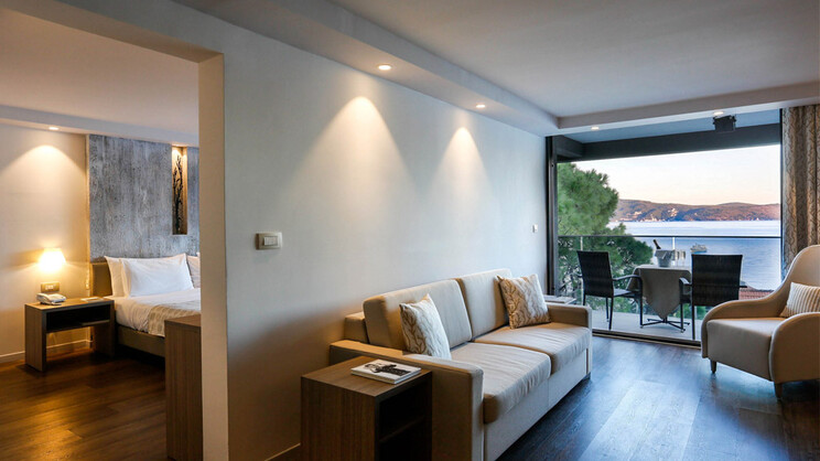 Palmon Bay Hotel & Spa