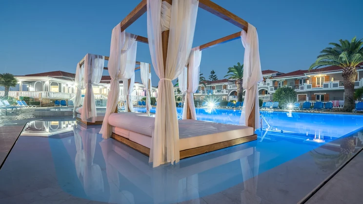 Golden Sun Hotel