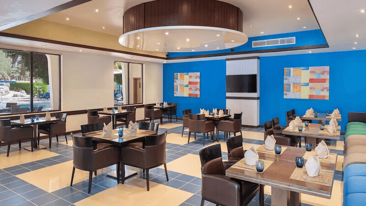 Radisson Blu Hotel & Resort, Al Ain