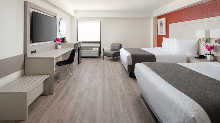 Tower Deluxe Double Queen