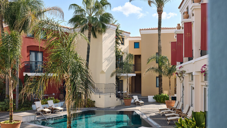 Grecotel Plaza Beach House