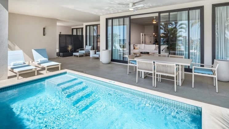 Sapphire Sands Villas By Bay Gardens