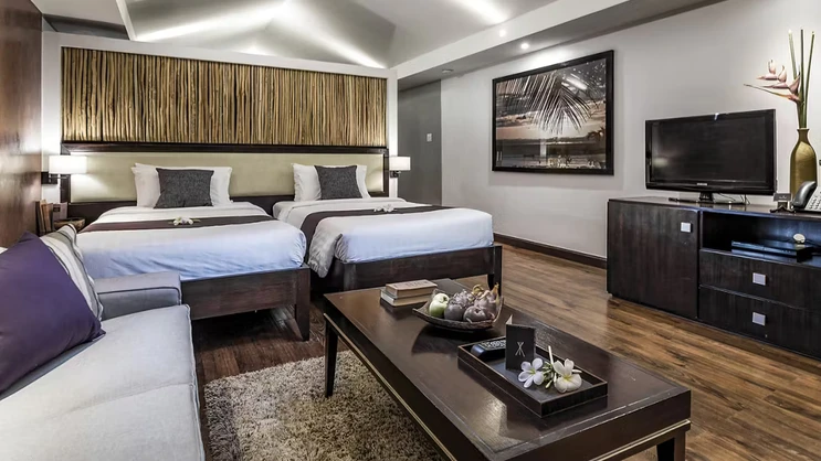 Outdoor Jacuzzi Suite