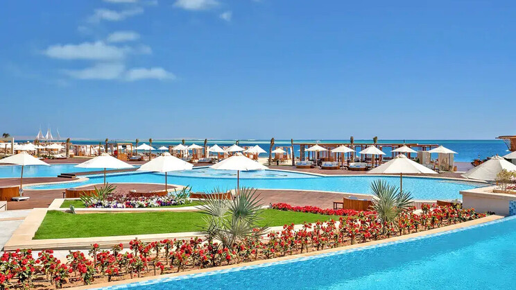 Rixos Premium Magawish Suites & Villas