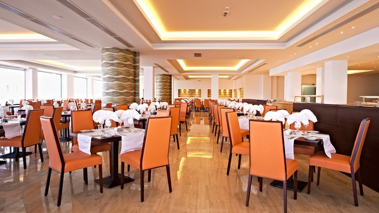 Kresten Royal Euphoria Resort