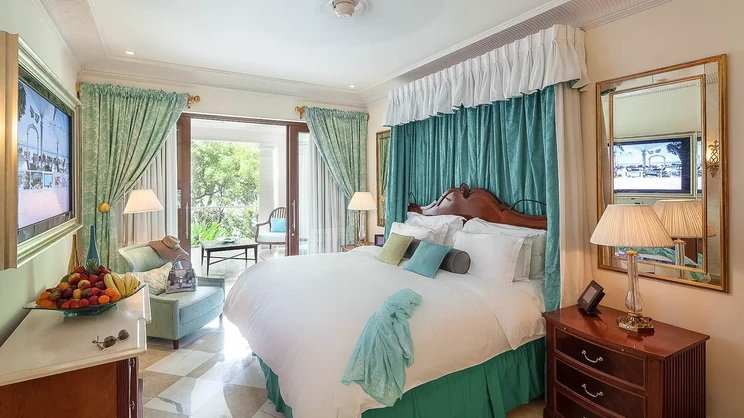 Luxury Orchid Suites