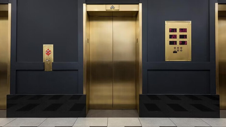 The Manhattan at Times Square Hotel