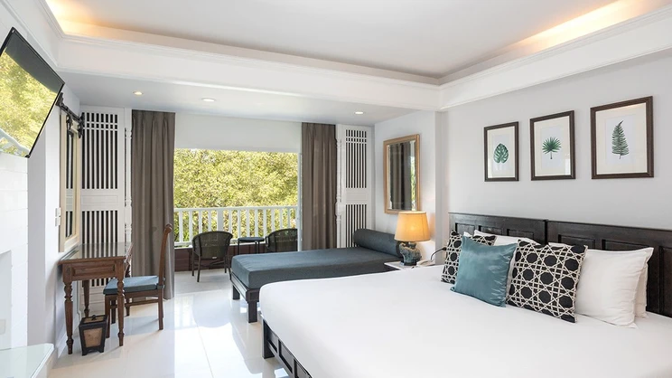 Thavorn Palm Beach Resort