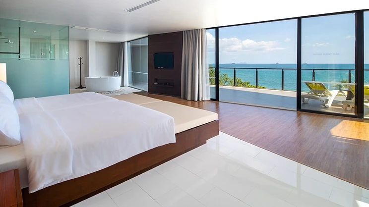 Grand Sea View Suite