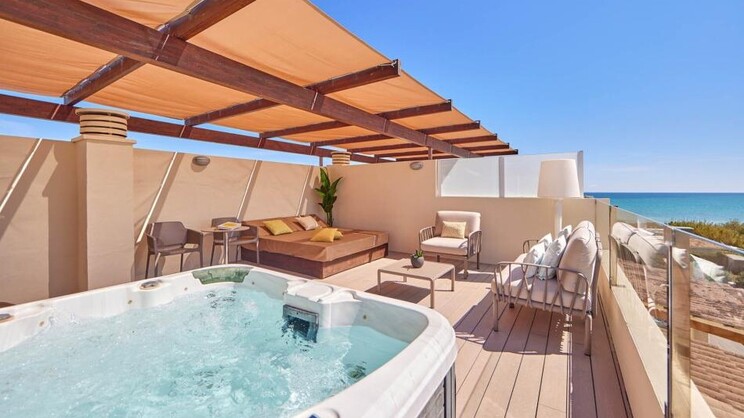 One Bedroom Penthouse Suite