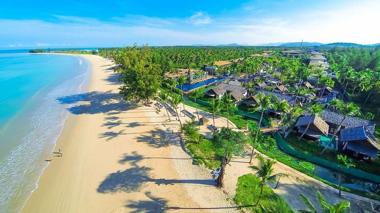 Graceland Khaolak Beach Resort 