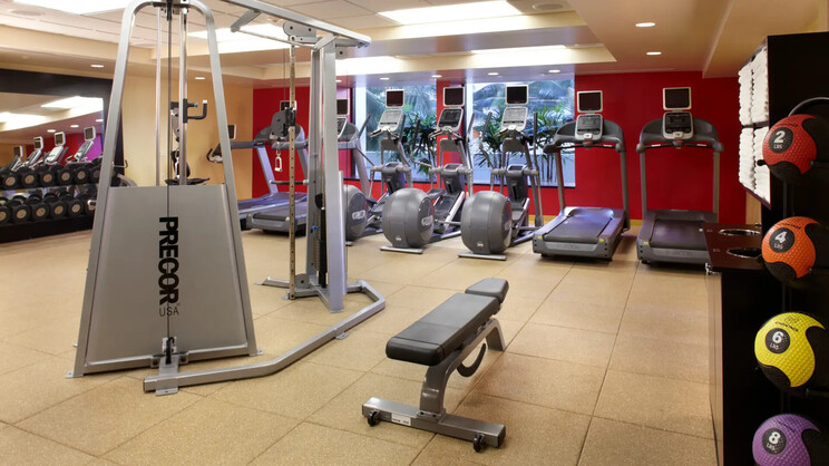 Hilton Waikiki Beach 