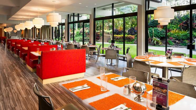 Hilton Waikiki Beach 