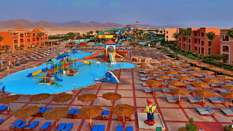 Charmillion Club Aqua Park