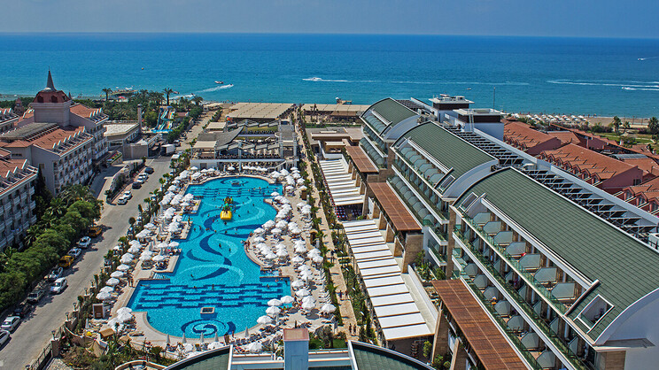 Crystal Waterworld Resort & Spa