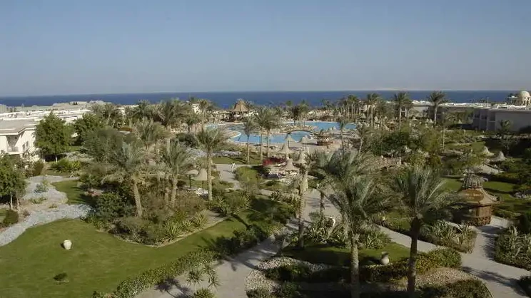 Parrotel Beach Resort