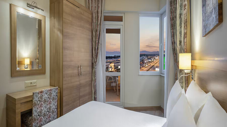 Ramada Resort by Wyndham Lara