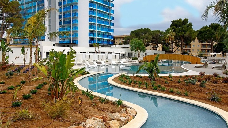 Tonga Tower Design Hotel & Suites