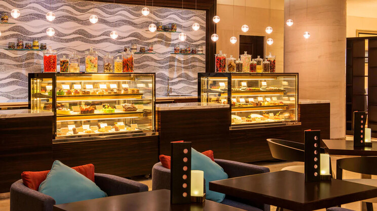 Sheraton Dubai Creek Hotel & Towers