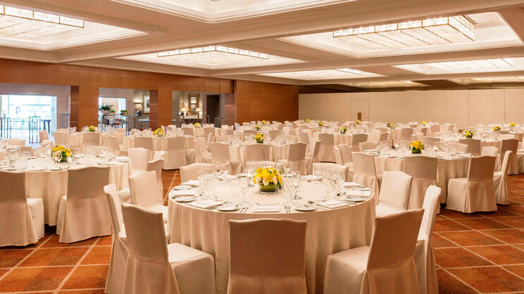 Sheraton Dubai Creek Hotel & Towers