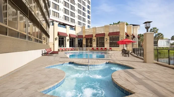 Ramada Plaza by Wyndham Orlando Resort & Suites International Drive