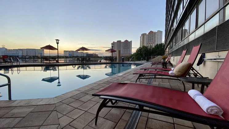 Ramada Plaza by Wyndham Orlando Resort & Suites International Drive