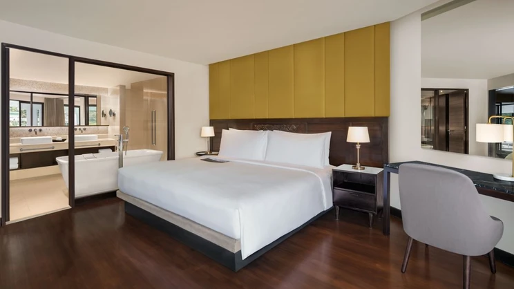 Le Meridien Phuket Beach Resort