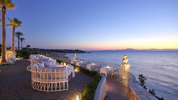 Mandola Rosa at Riviera Olympia