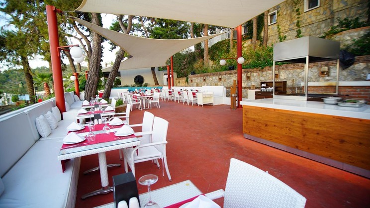 Blue Dreams Resort & Spa