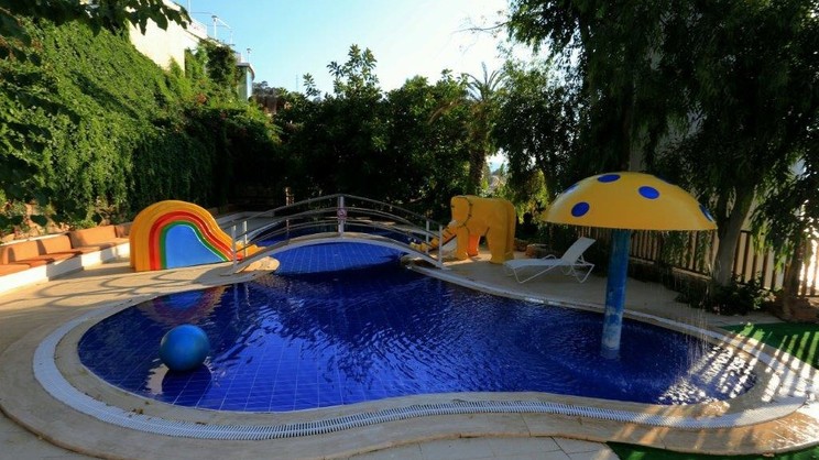 Blue Dreams Resort & Spa