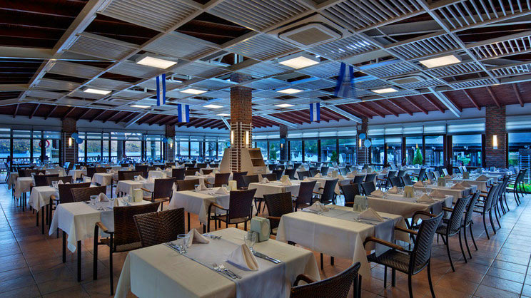 Crystal Green Bay Resort & Spa