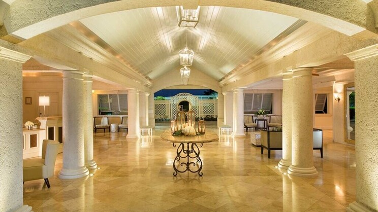 The Sands at Grace Bay 