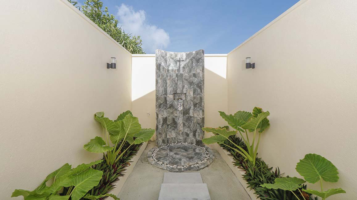 Deluxe Beachfront Bungalow