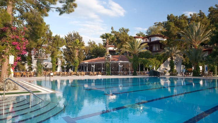 Club & Hotel Letoonia