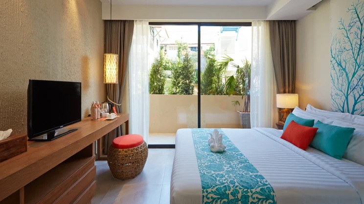 Bandara Phuket Beach Resort