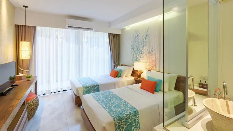 Bandara Phuket Beach Resort