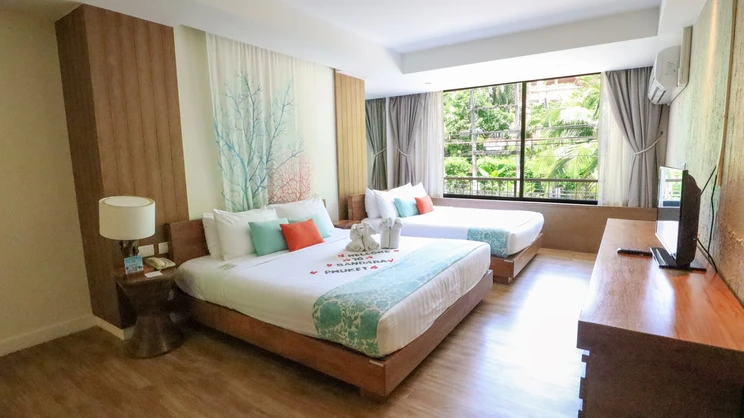 Bandara Phuket Beach Resort