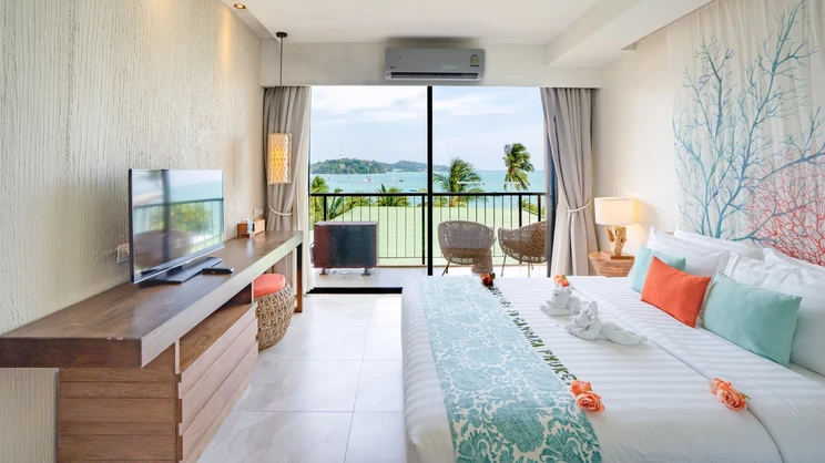 Bandara Phuket Beach Resort